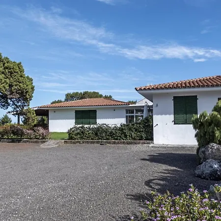 Sabinas - El Guincho, Garachico Villa