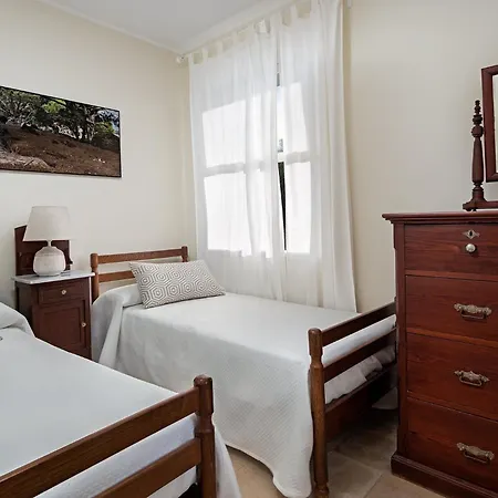 Villa Sabinas - El Guincho, Garachico *