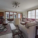 Villa Sabinas - El Guincho,
